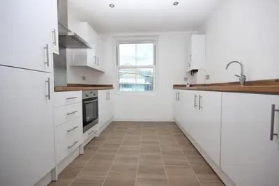 bedroom Flat for sale