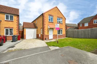 Masefield Avenue, Holmewood, Chesterfield