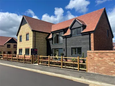 Kidnappers Lane, Leckhampton, GL53