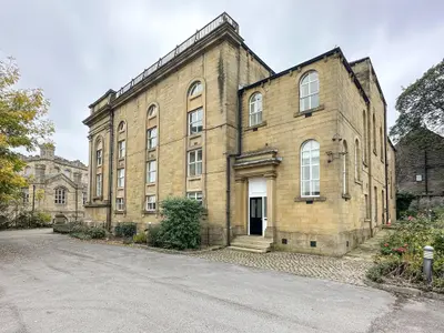 Highfields Road, Huddersfield