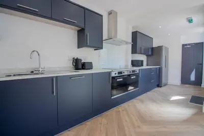 Park Street, Beeston, NG9