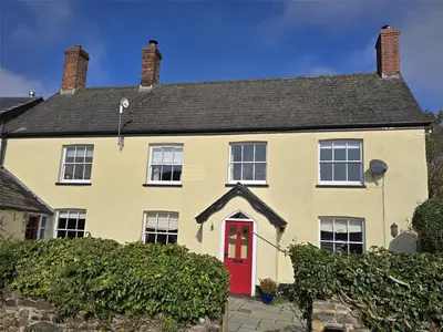 Huntshaw, Torrington