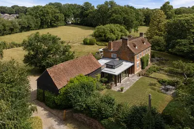 Little Heath Road, Chobham, Surrey, GU24 8RL