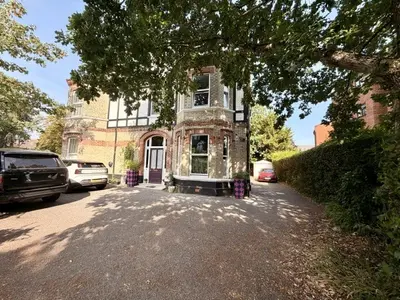 Cavendish Road, BOURNEMOUTH