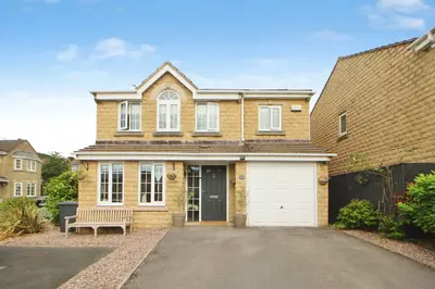 Plover Close, Glossop, Derbyshire, SK13