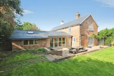Prince Albert Terrace, Robertsbridge, TN32