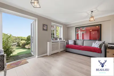 Palmerston Road, Buckhurst Hill, IG9 5NS