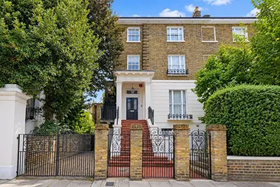 Hill Road, St. John's Wood, London, NW8 9QE