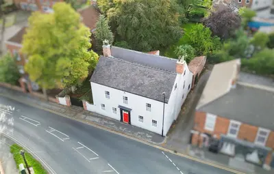 Manor Road, Hatfield