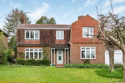 Ashcombe Road, Dorking, Surrey, RH4 1LX