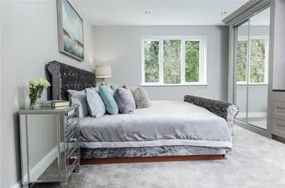 Stratton Place, Stratton, GL7