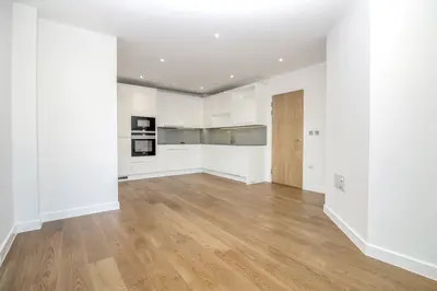 Lismore Boulevard, Colindale, NW9