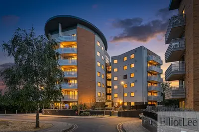 Apple Grove, Harrow, HA2
