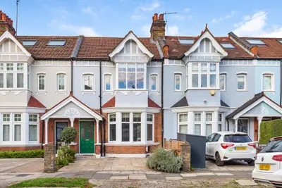Grantham Road, London, W4