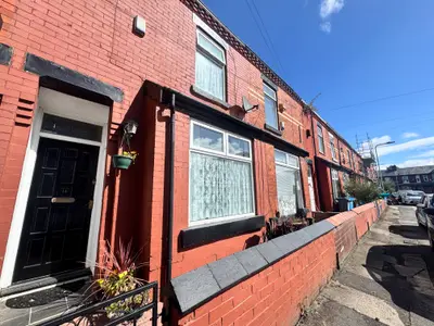 King Edward Street, Levenshulme, M19