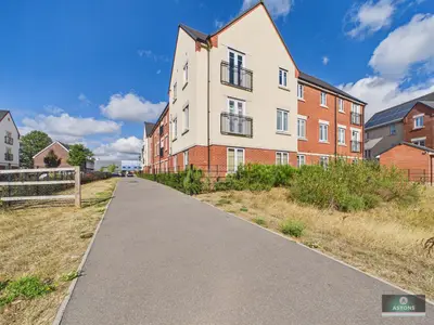 Sangster Close, Crawley