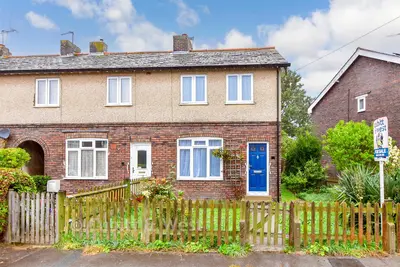 Kent Road, Chichester, PO19
