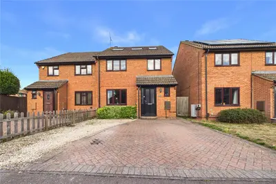 Mulberry Way, Theale, RG7