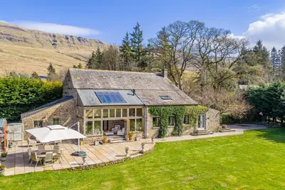 Eden Grange, Outhgill, CA17