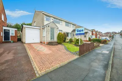 Hill View Road, Kimberworth, S61