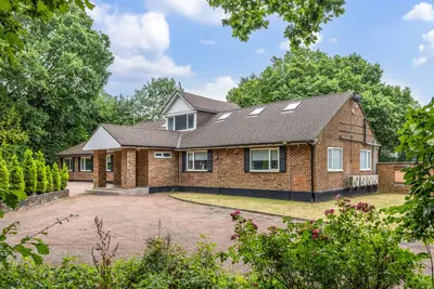 Hicks Road, Markyate, St. Albans, Hertfordshire, AL3 8LW