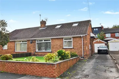 Brighton Avenue, Morley, LS27