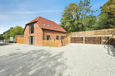 Highgate Hill, Hawkhurst, TN18