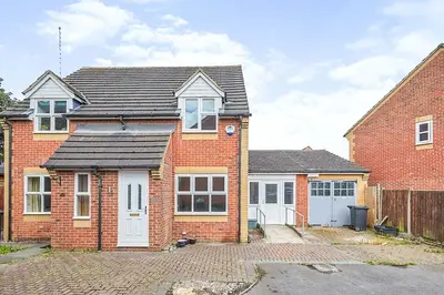 Ladyfields Way, Newhall, Derbyshire, DE11