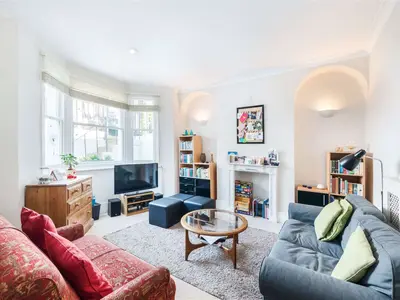 Eustace Road, Fulham Broadway, Fulham, London, SW6 1JB