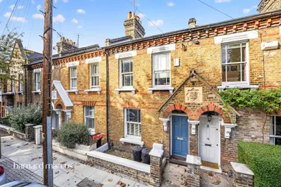 Sabine Road, London, SW11