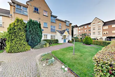 Balmoral Court, Farnborough, GU14