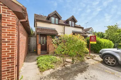Hilmanton, Lower Earley, READING