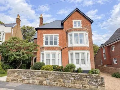 Chapel Park Road, St Leonards On Sea, East Sussex, TN37 6JB