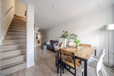 Robin Hood Way, Roehampton Vale, London, SW15
