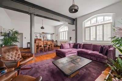 67 Independent Place, London