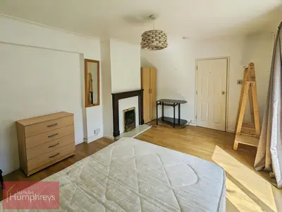 Meadow Croft, Hatfield, AL10