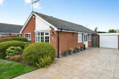Allangate Close, Wirral, CH49