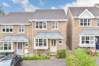 Pellings Farm Close, Crowborough, TN6