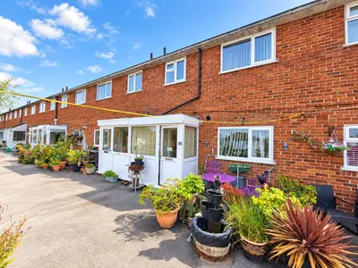 Pensby Road, Pensby, CH61