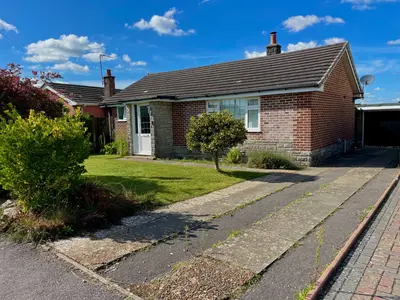 Cecil Close, Corfe Mullen, BH21 3PW