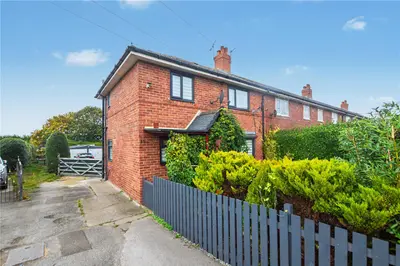 Temple Avenue, Rothwell, LS26