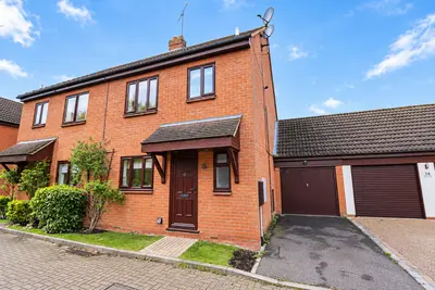 Linden Rise, Warley, CM14