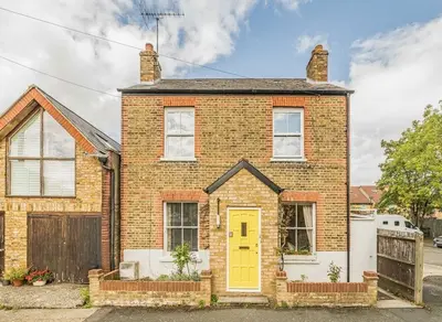 Fairfield Place, Kingston Upon Thames, KT1