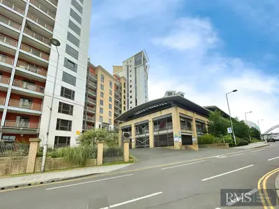 Baltic Quay Gateshead NE8 3QY, NE8
