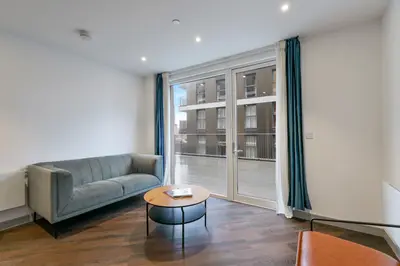 Eden Grove, Staines-upon-Thames, TW18