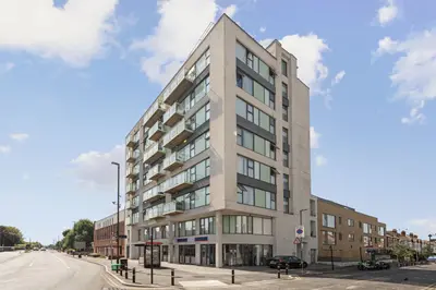 Milner Road, London, SW19
