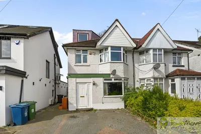 Methuen Road, Edgware, HA8