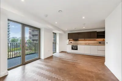 Western Gateway, London, E16