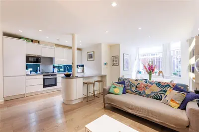Draycott Place, London, SW3
