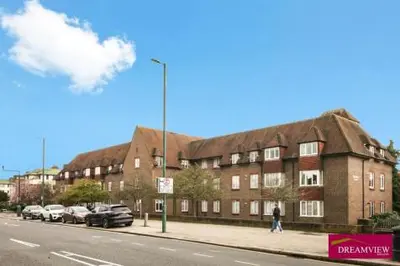 1 bedroom Flat for sale